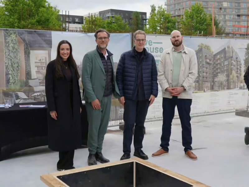 vlnr: Büsra Canbulut, Dr. Andreas Kleinau, Franz-Josef Höing, Yannik Hansen-Schütz ©  Archy Nova
